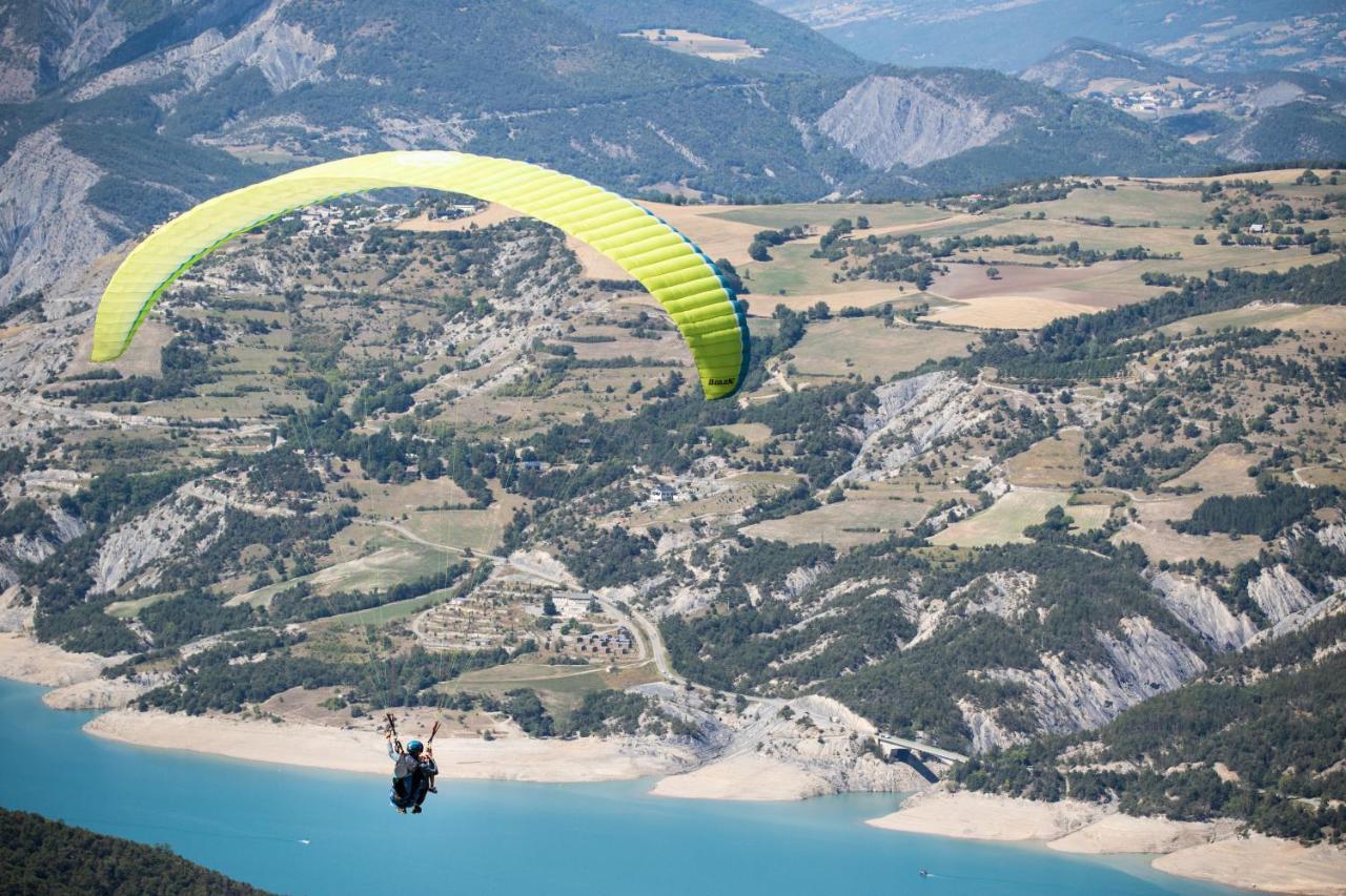 Huttopia Lac De Serre-Poncon Le Lautaret Exterior foto